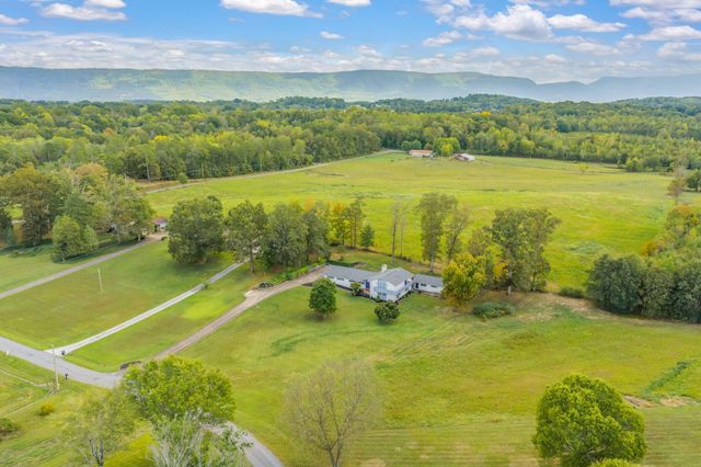 150 County Road 624, Etowah, TN 37331