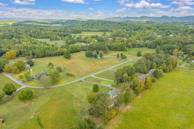 150 County Road 624, Etowah, TN 37331