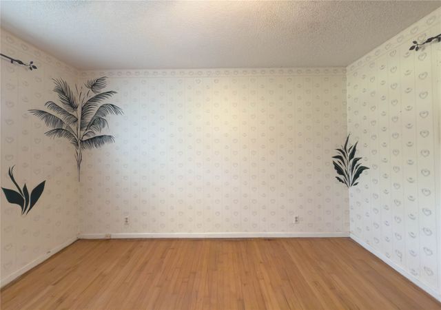 1332 Florea Street, Graham, TX 76450