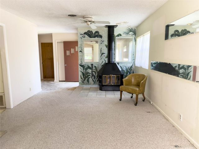 1332 Florea Street, Graham, TX 76450
