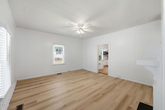 607 Seymour Street, Graham, NC 27253
