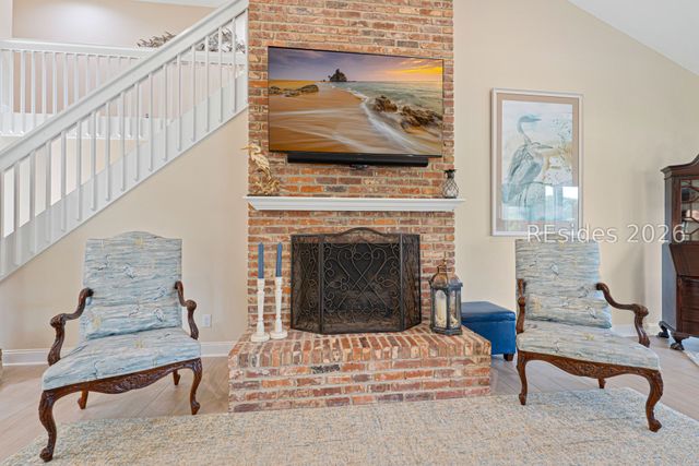 21 Cottonwood Ln, Hilton Head Island, SC 29926