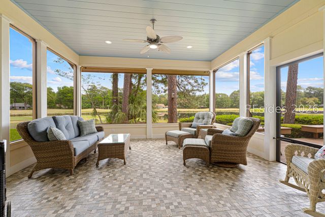 21 Cottonwood Ln, Hilton Head Island, SC 29926