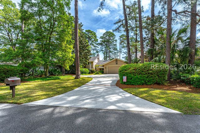 21 Cottonwood Ln, Hilton Head Island, SC 29926