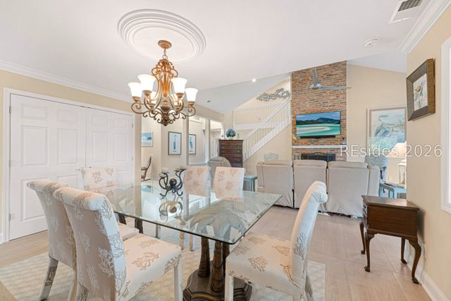 21 Cottonwood Ln, Hilton Head Island, SC 29926