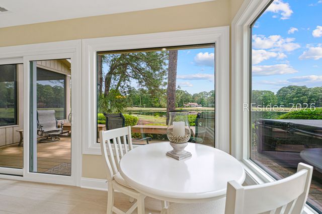21 Cottonwood Ln, Hilton Head Island, SC 29926