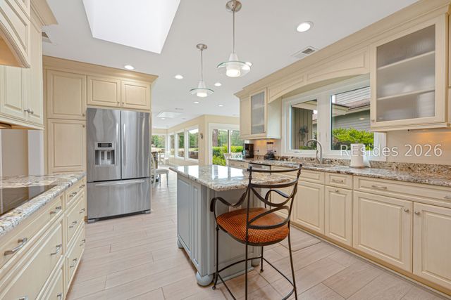 21 Cottonwood Ln, Hilton Head Island, SC 29926
