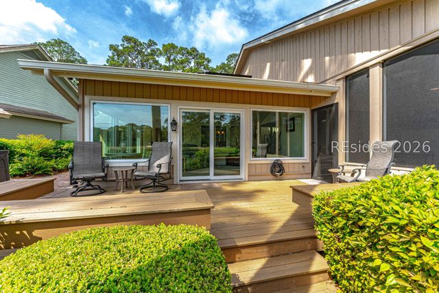 21 Cottonwood Ln, Hilton Head Island, SC 29926