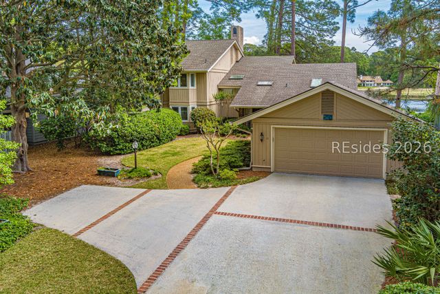 21 Cottonwood Ln, Hilton Head Island, SC 29926