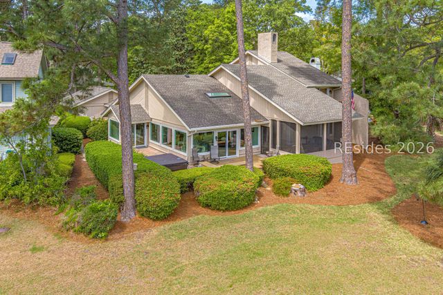 21 Cottonwood Ln, Hilton Head Island, SC 29926