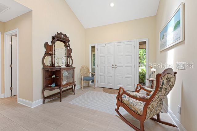 21 Cottonwood Ln, Hilton Head Island, SC 29926