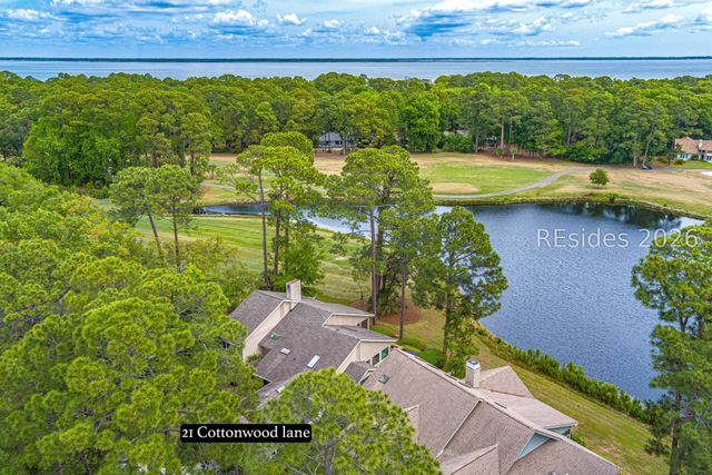 21 Cottonwood Ln, Hilton Head Island, SC 29926