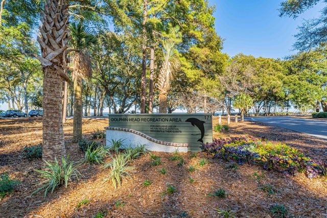 21 Cottonwood Ln, Hilton Head Island, SC 29926