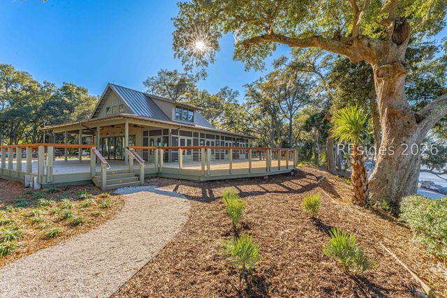 21 Cottonwood Ln, Hilton Head Island, SC 29926