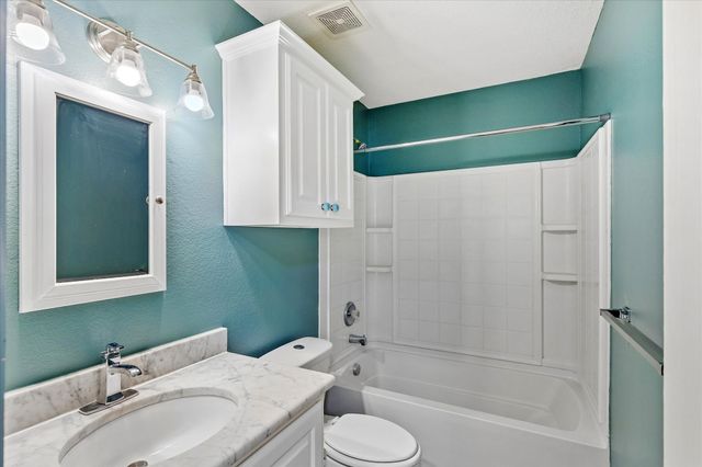3525 Lipizzan Drive, Denton, TX 76210