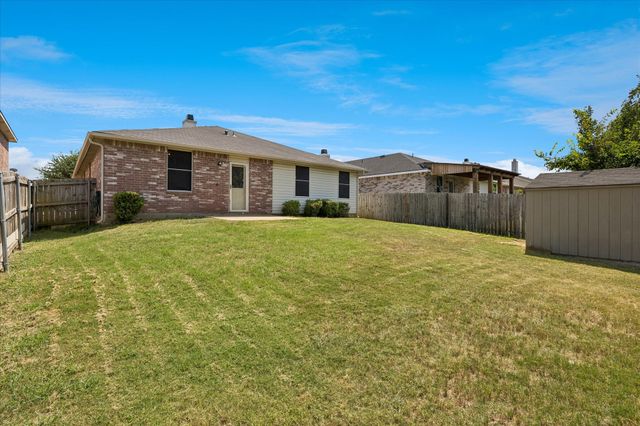 3525 Lipizzan Drive, Denton, TX 76210