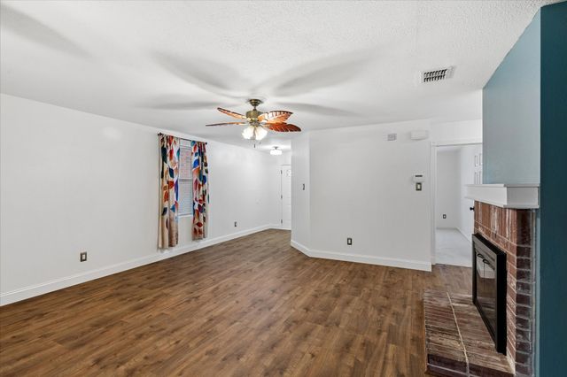 3525 Lipizzan Drive, Denton, TX 76210