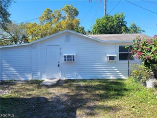717 burdick AVE, Fort Myers, FL 33905