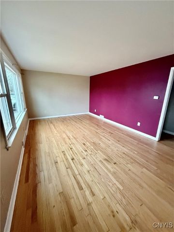 105 Throop Avenue, Auburn, NY 13021