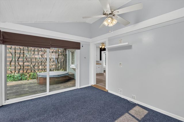 321 Inkster Avenue, Kalamazoo, MI 49001