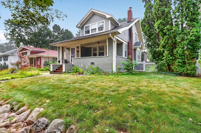 321 Inkster Avenue, Kalamazoo, MI 49001