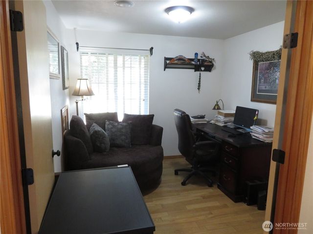 6 Clear View Drive, Montesano, WA 98563