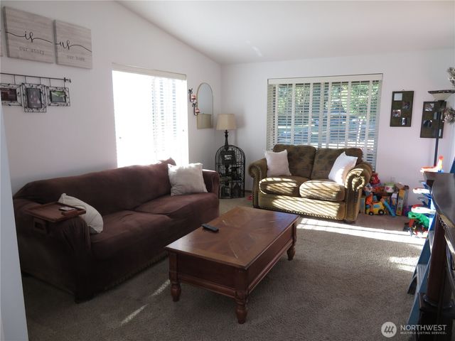 6 Clear View Drive, Montesano, WA 98563