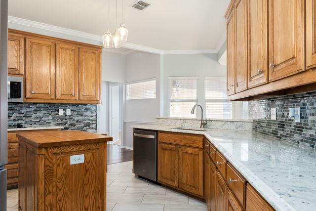 115 Kenwick Court, Aledo, TX 76008