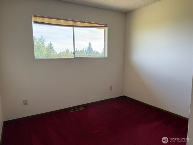 46 Cliff Robinson Lane, Sequim, WA 98382
