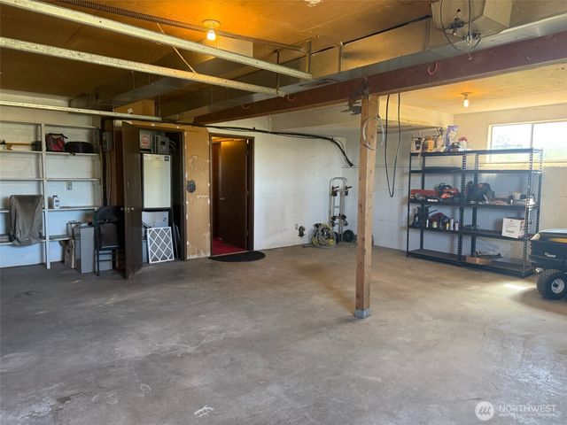46 Cliff Robinson Lane, Sequim, WA 98382