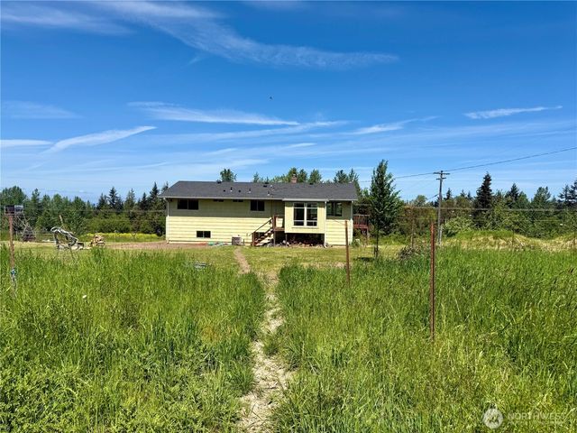 46 Cliff Robinson Lane, Sequim, WA 98382