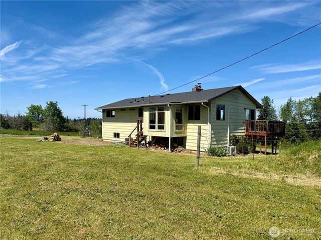 46 Cliff Robinson Lane, Sequim, WA 98382