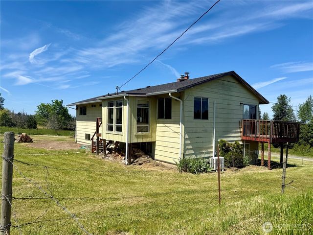 46 Cliff Robinson Lane, Sequim, WA 98382