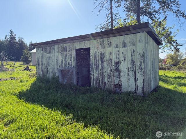 46 Cliff Robinson Lane, Sequim, WA 98382