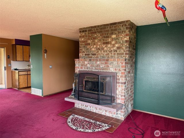 46 Cliff Robinson Lane, Sequim, WA 98382