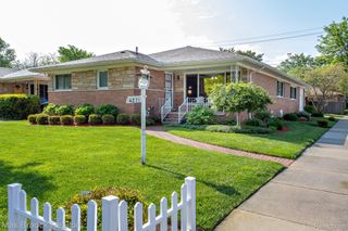 14271 Lincoln Street, Oak Park, MI 48237