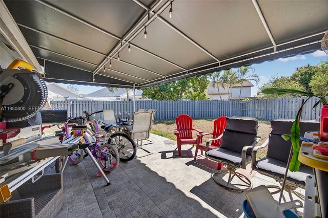 15260 SW 57th Street, Miami, FL 33193