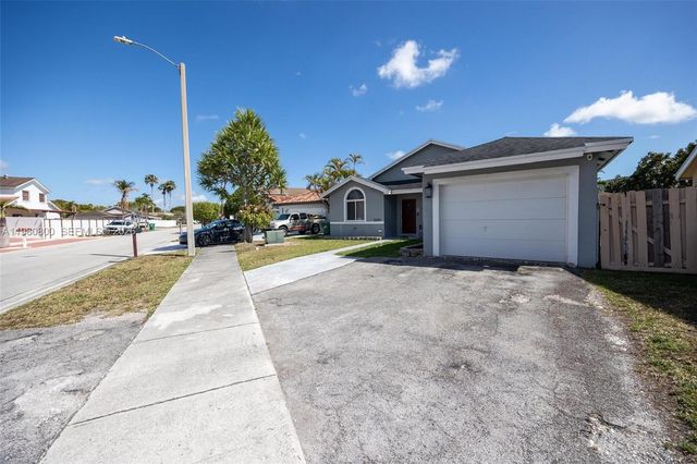 15260 SW 57th Street, Miami, FL 33193