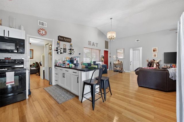 15260 SW 57th Street, Miami, FL 33193