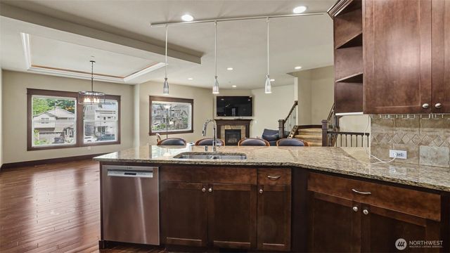 1357 Elma Place NE, Renton, WA 98059