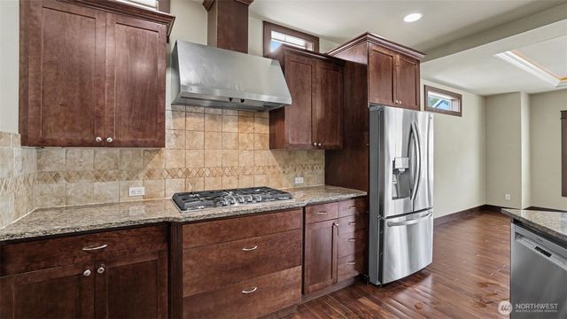 1357 Elma Place NE, Renton, WA 98059