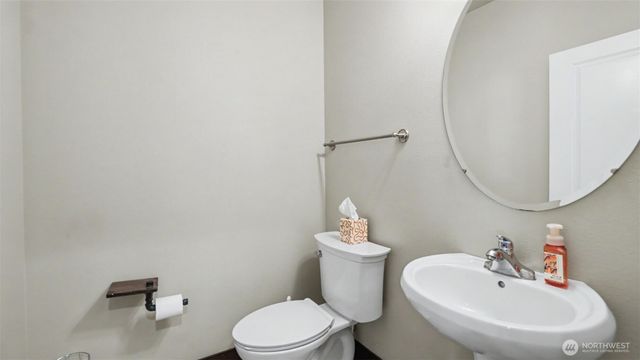 1357 Elma Place NE, Renton, WA 98059