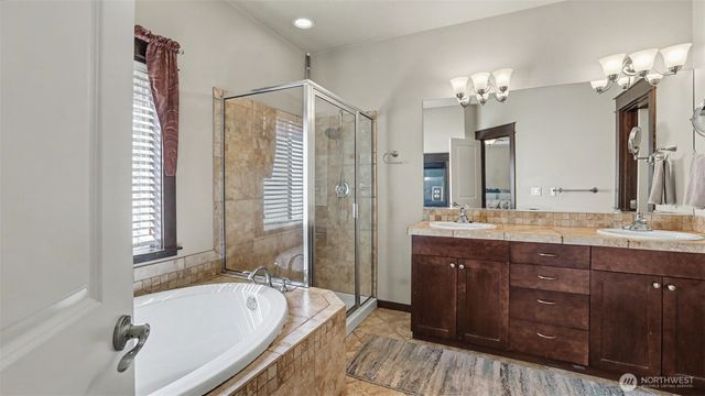 1357 Elma Place NE, Renton, WA 98059