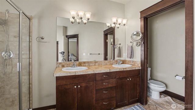 1357 Elma Place NE, Renton, WA 98059