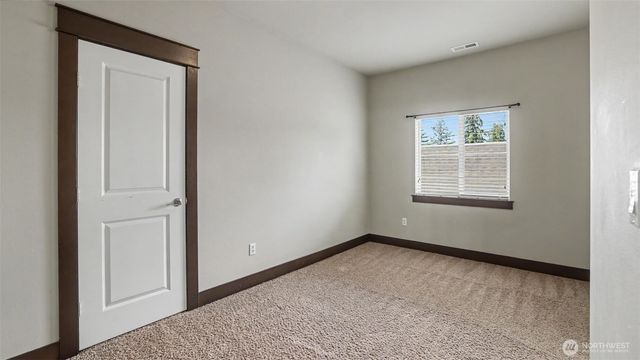 1357 Elma Place NE, Renton, WA 98059