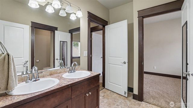 1357 Elma Place NE, Renton, WA 98059