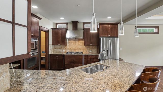 1357 Elma Place NE, Renton, WA 98059