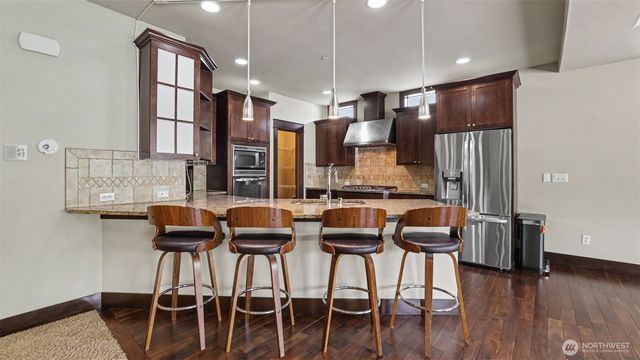 1357 Elma Place NE, Renton, WA 98059
