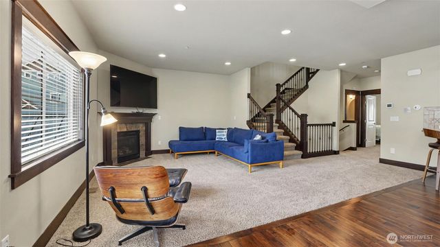 1357 Elma Place NE, Renton, WA 98059