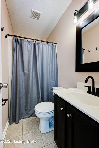 112 Benjamin Pl, Mt Washington, KY 40047